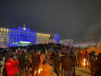 Kazakhstan_protests_Aqtobe__1-4-22.jpg