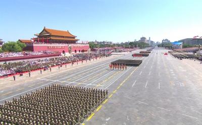 The_military_parade_in_honor_of_the_70-th_anniversary_of_the_end_of_the_Second_world_war_01.jpg